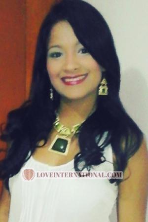 156923 - Yinis Age: 31 - Colombia