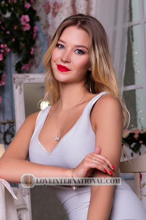 180667 - Alina Age: 27 - Ukraine