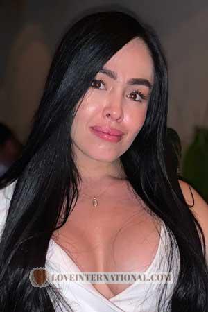 211992 - Paula Age: 33 - Colombia