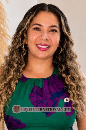 228312 - Yuly Age: 42 - Colombia