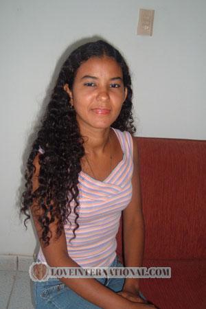 74647 - Indira Age: 33 - Colombia