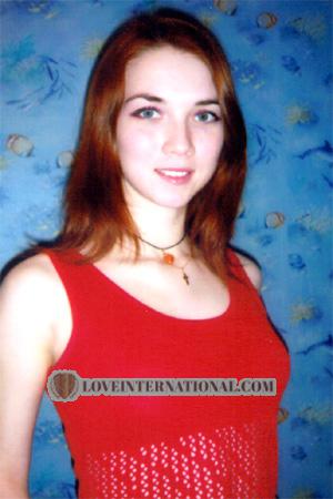 77888 - Alina Age: 21 - Russia